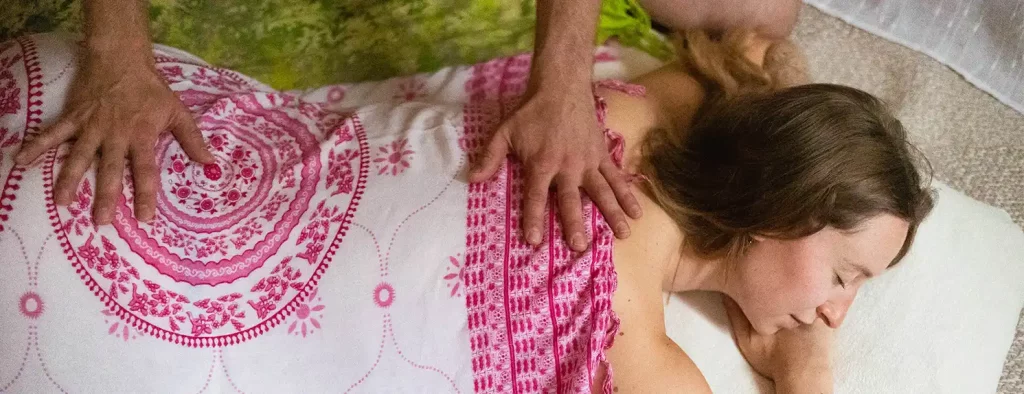 Anukan Massage Berührungskunst Dresden mid